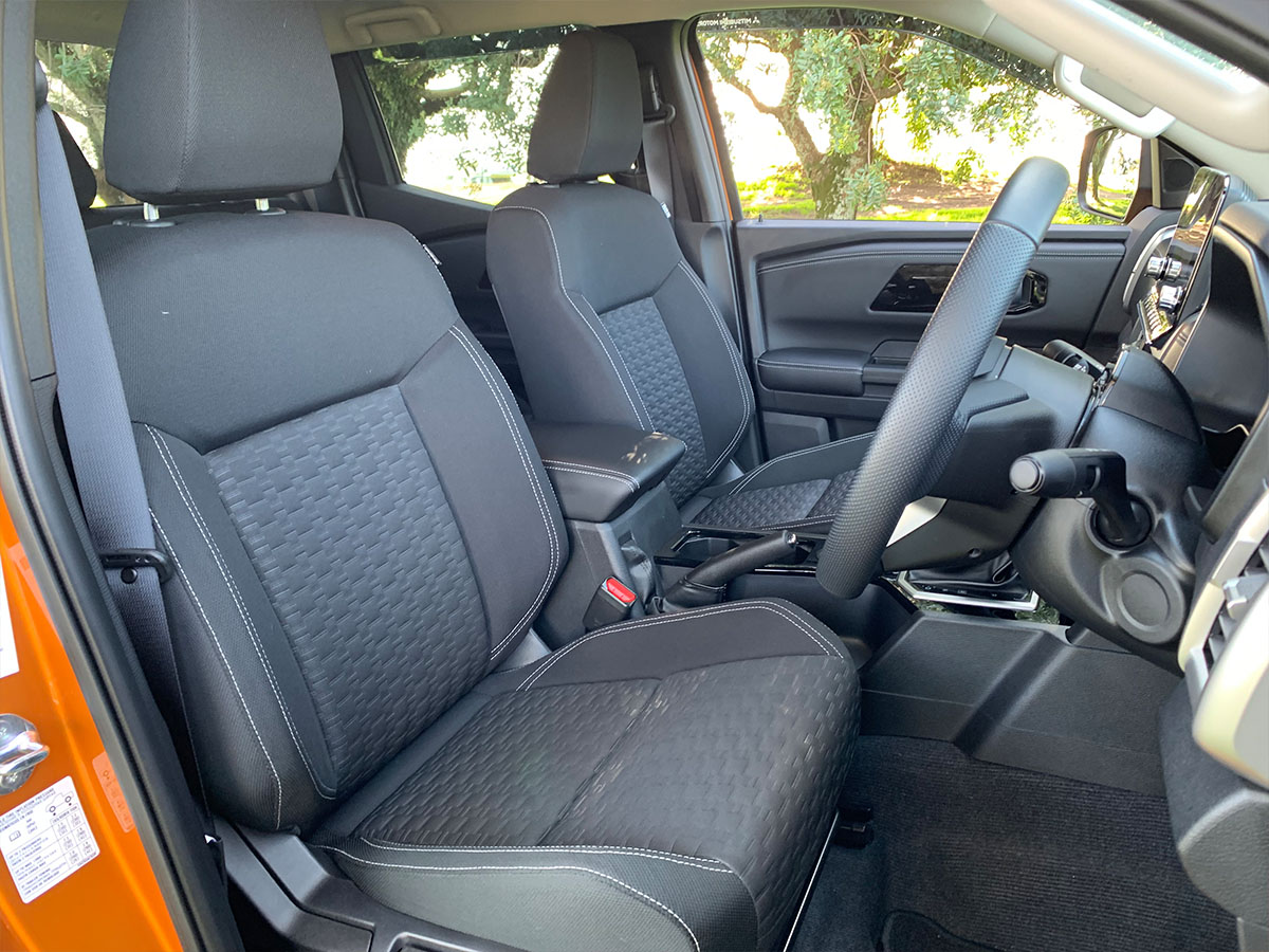 2024 Mitsubishi Triton GLXR 2WD 2.4L Bi-Turbo Diesel 6 Speed Auto