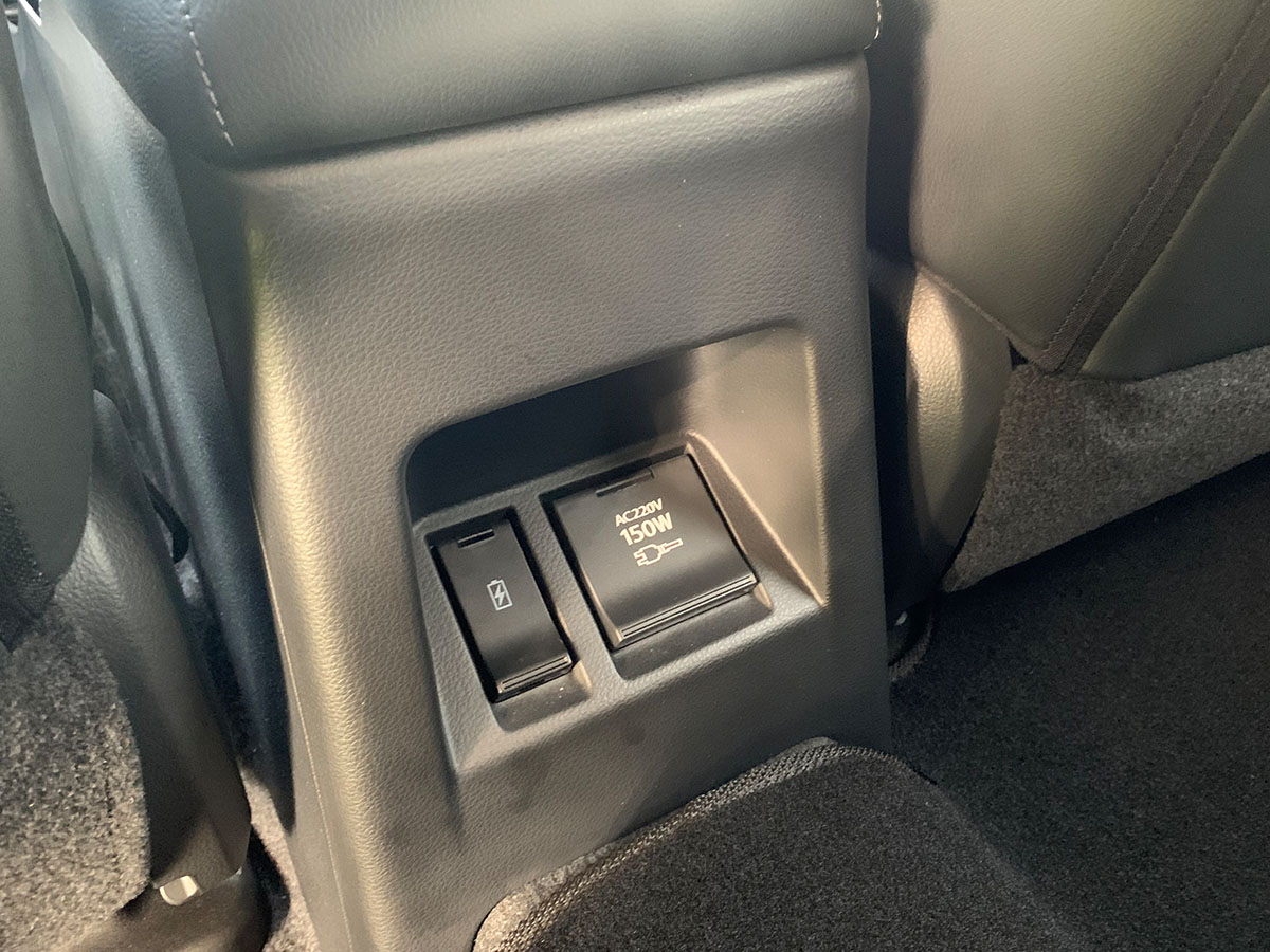 2024 Mitsubishi Pajero Sport VRX Black Edition