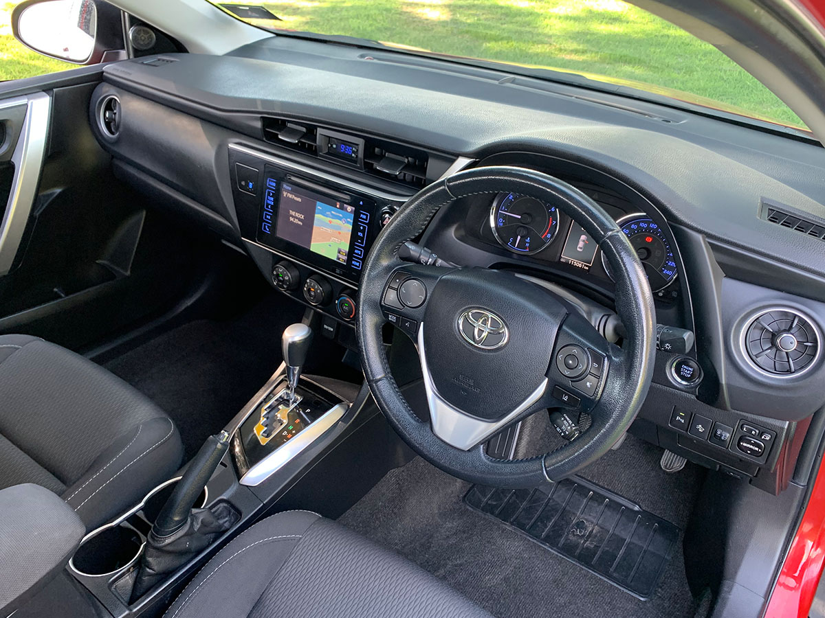 2017 Toyota Corolla GLX 1.8L Petrol