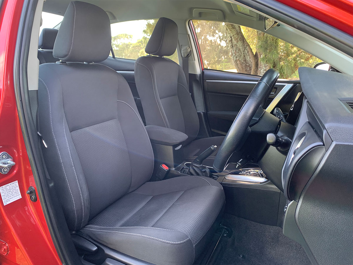 2017 Toyota Corolla GLX 1.8L Petrol