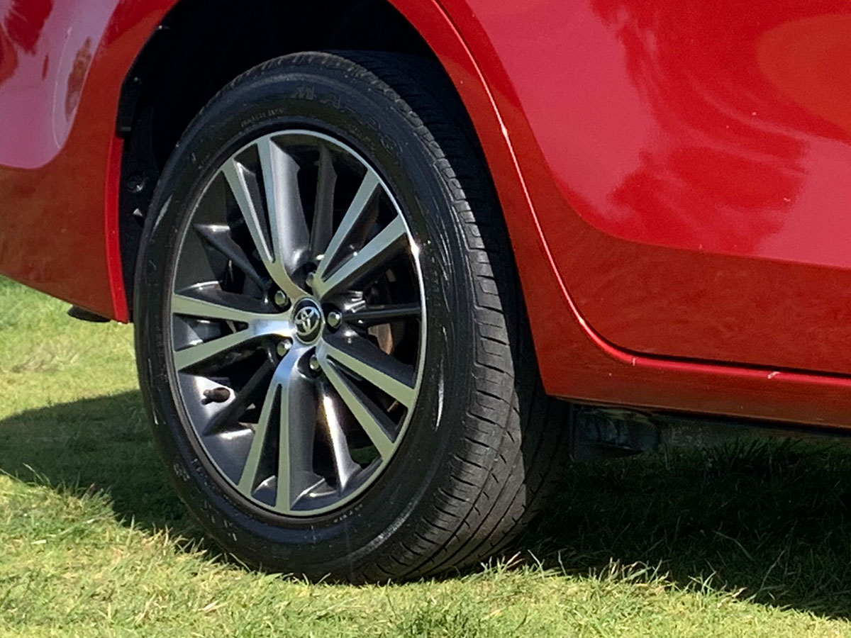 2017 Toyota Corolla GLX 1.8L Petrol