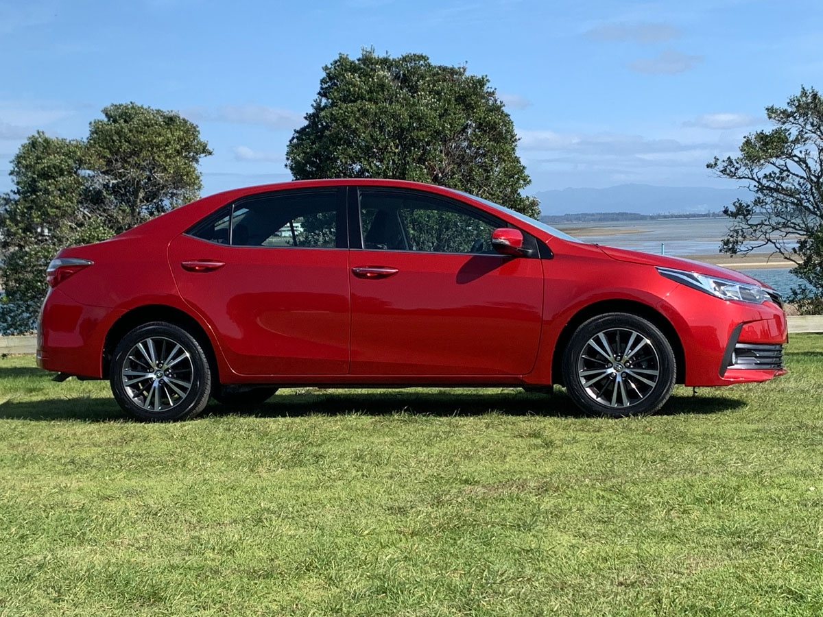 2017 Toyota Corolla GLX 1.8L Petrol