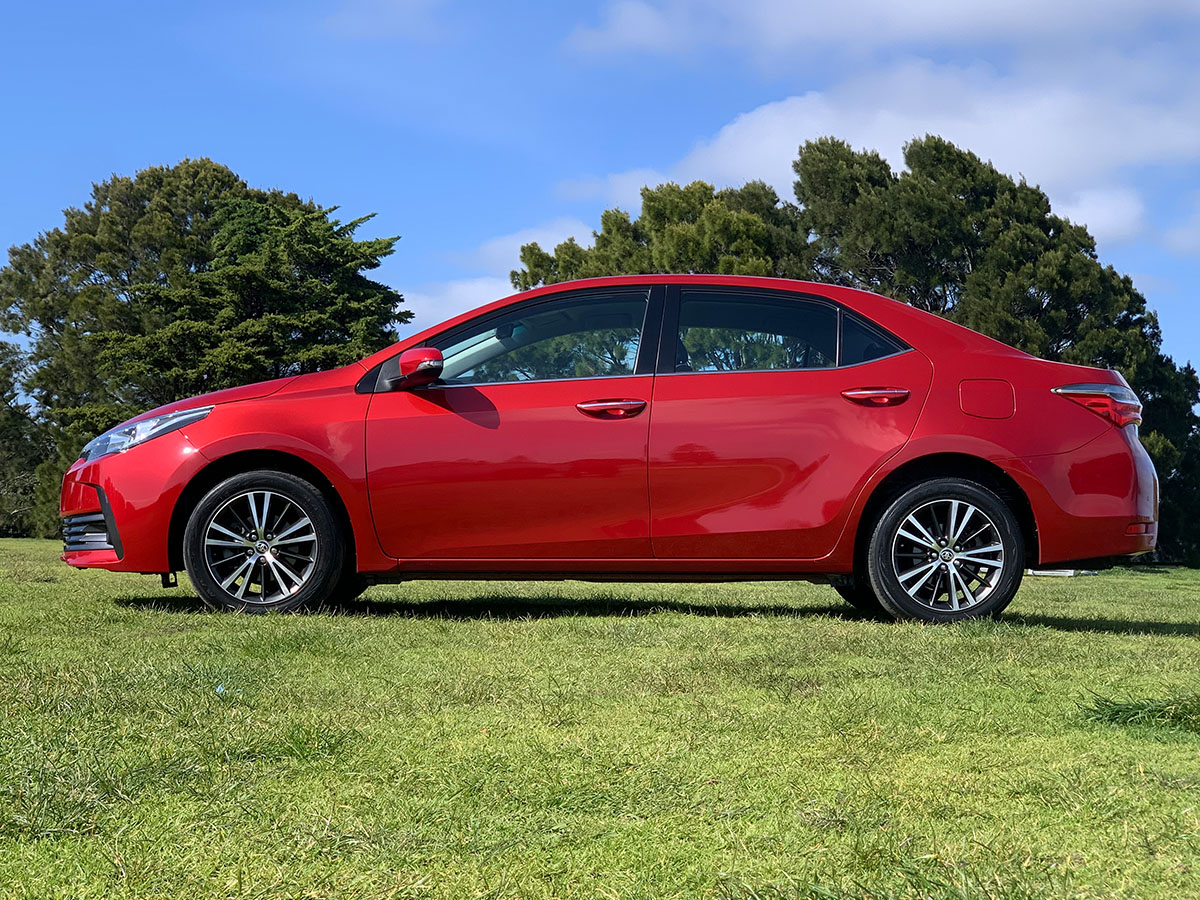 2017 Toyota Corolla GLX 1.8L Petrol