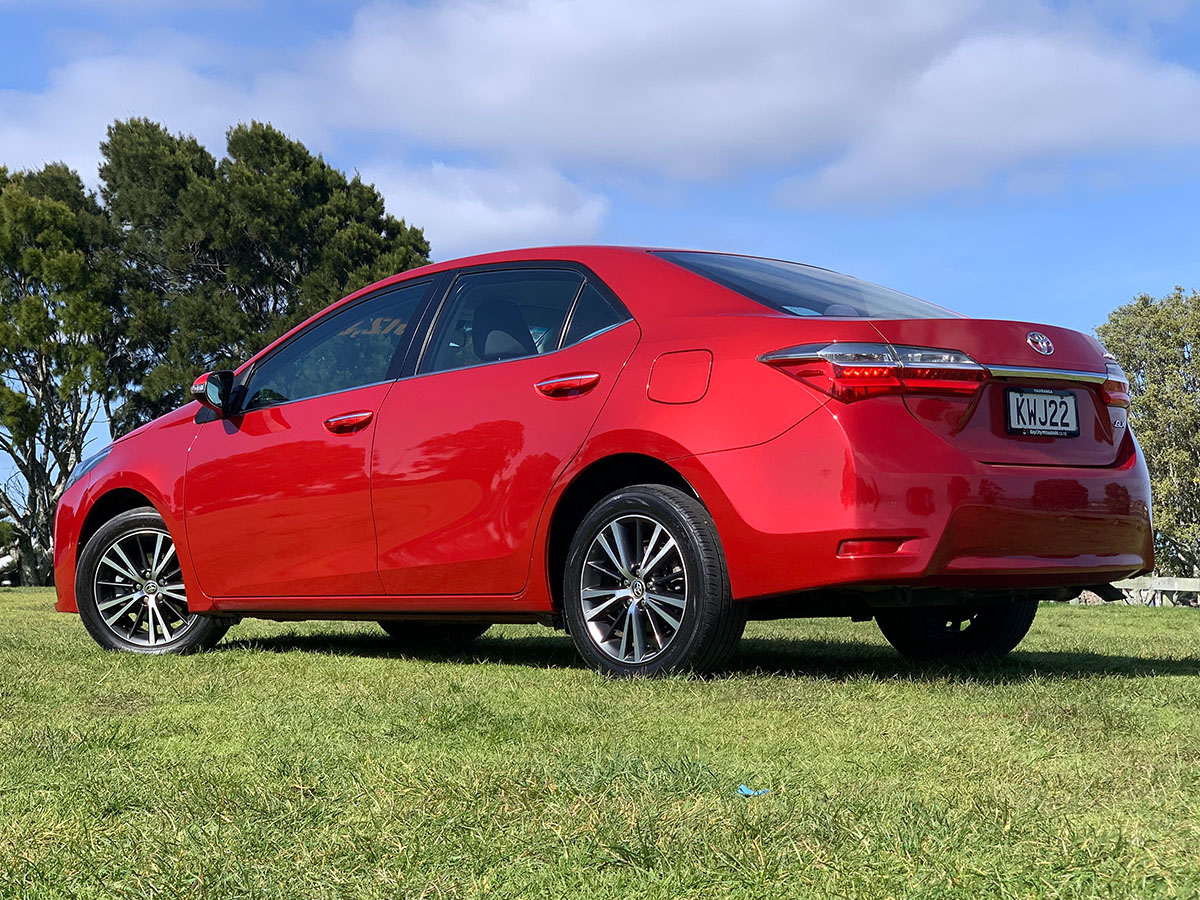 2017 Toyota Corolla GLX 1.8L Petrol
