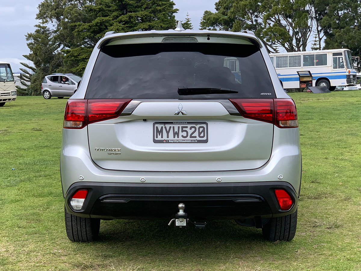 2020 Mitsubishi Outlander SPORT 2.4L Petrol 4WD 7 Seater