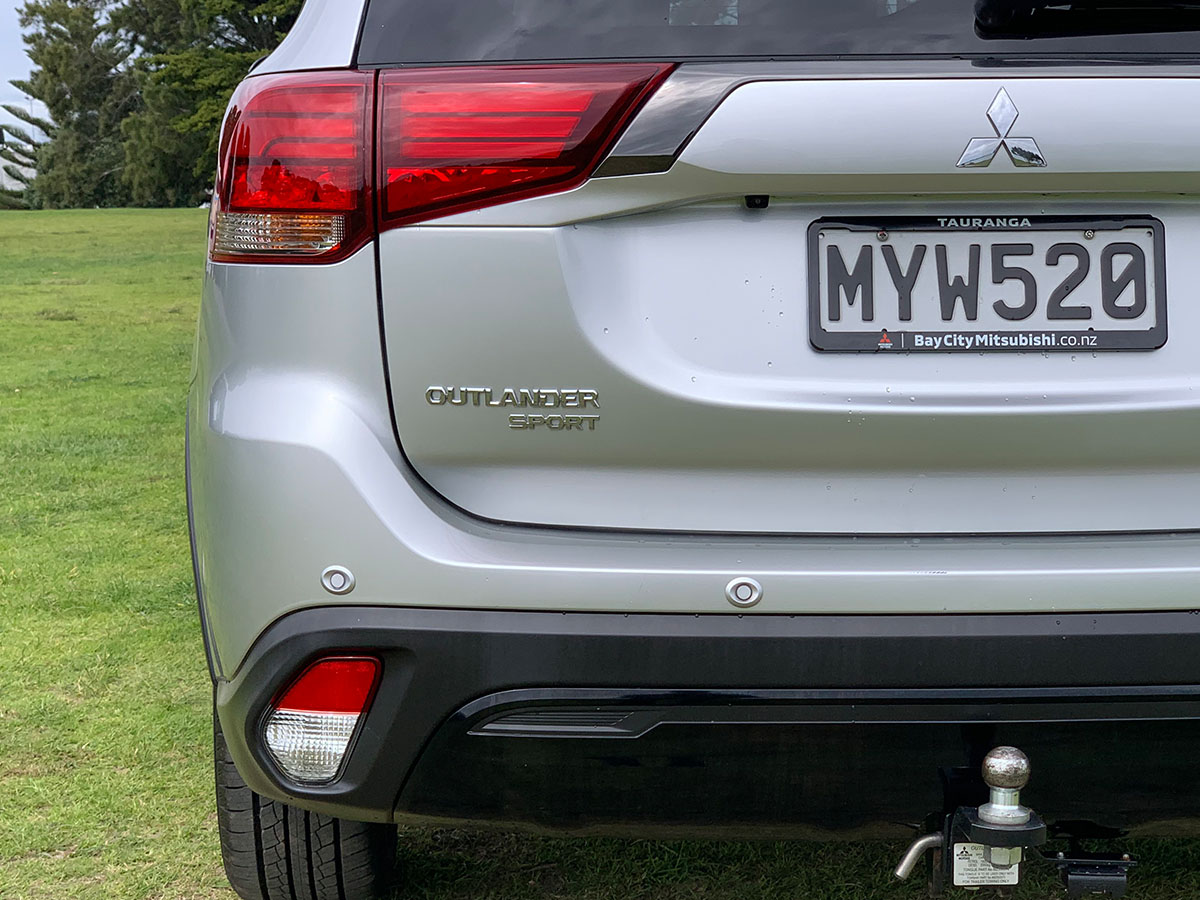2020 Mitsubishi Outlander SPORT 2.4L Petrol 4WD 7 Seater