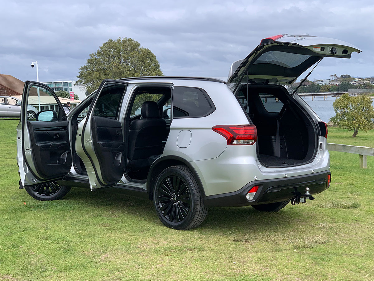 2020 Mitsubishi Outlander SPORT 2.4L Petrol 4WD 7 Seater