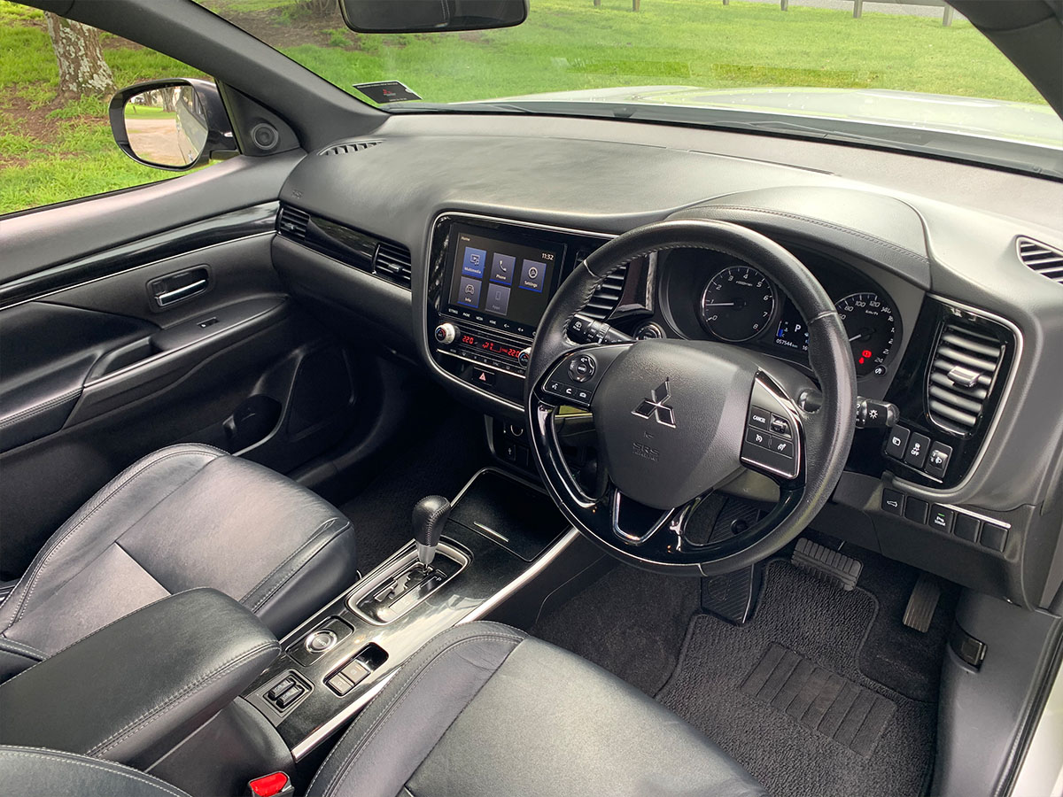 2020 Mitsubishi Outlander SPORT 2.4L Petrol 4WD 7 Seater