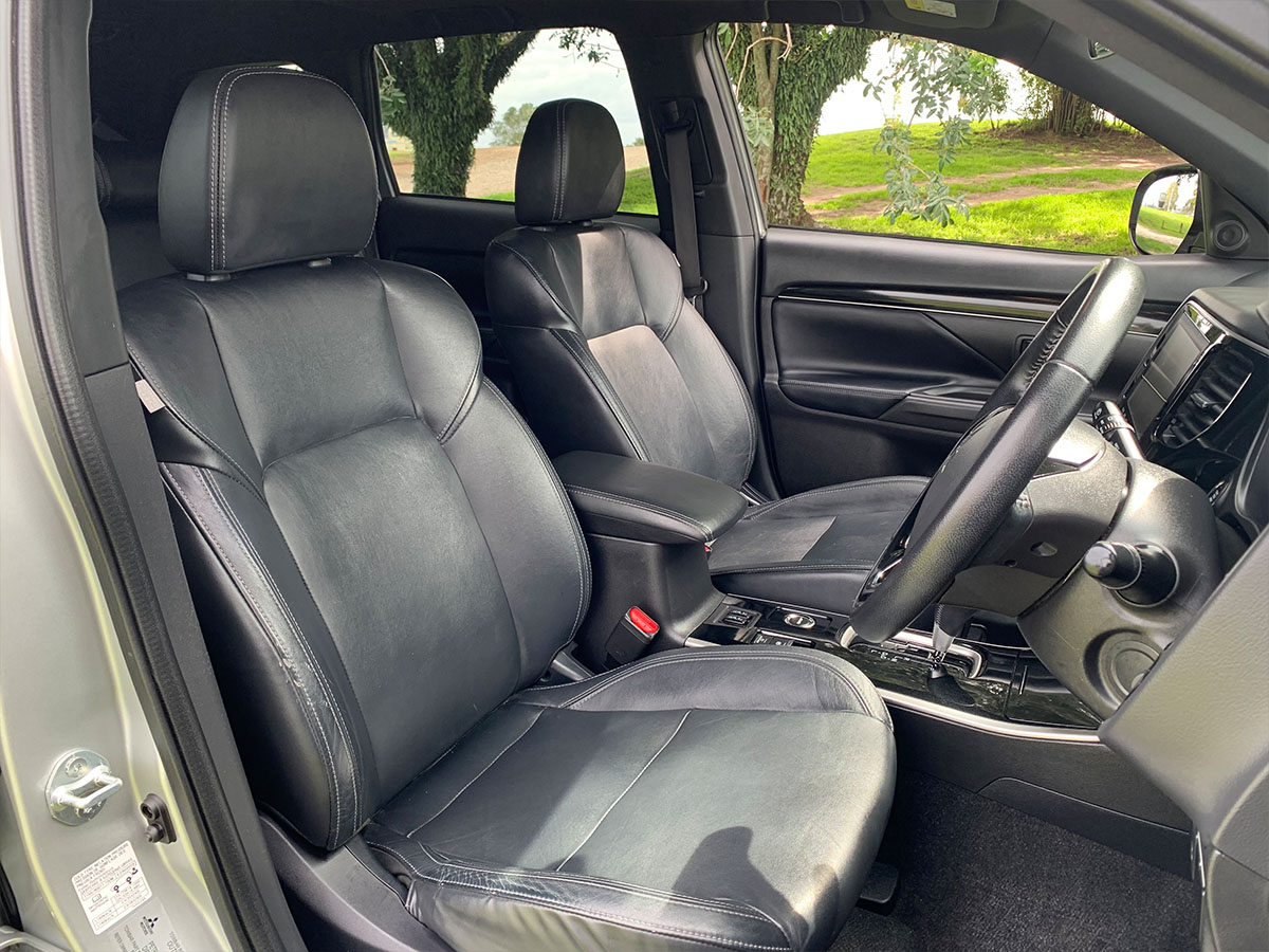 2020 Mitsubishi Outlander SPORT 2.4L Petrol 4WD 7 Seater