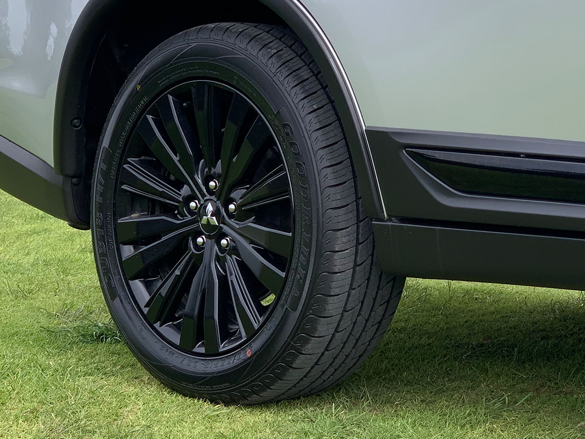 2020 Mitsubishi Outlander SPORT 2.4L Petrol 4WD 7 Seater