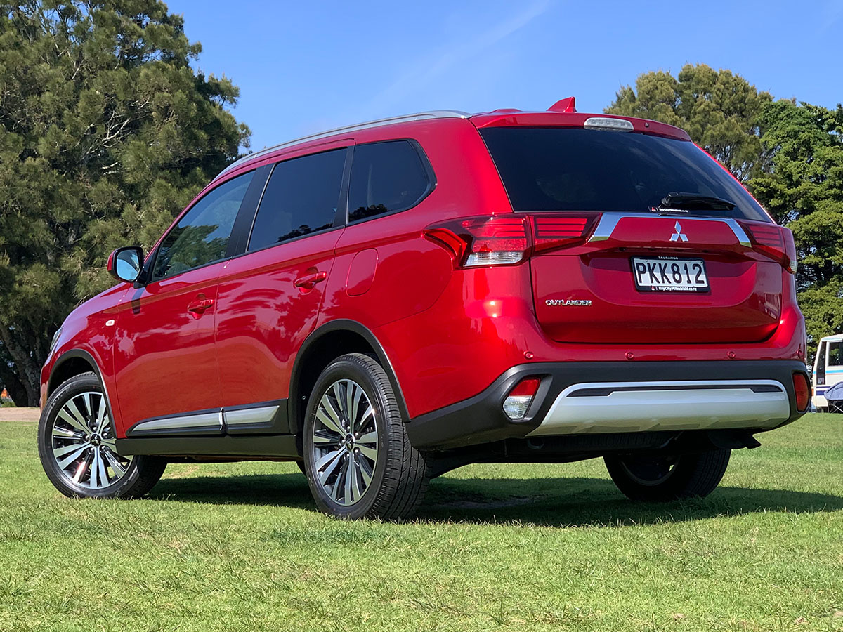 2022 Mitsubishi Outlander LS 2.4L Petrol 7 Seater Automatic