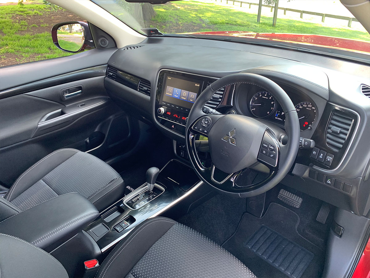 2022 Mitsubishi Outlander LS 2.4L Petrol 7 Seater Automatic