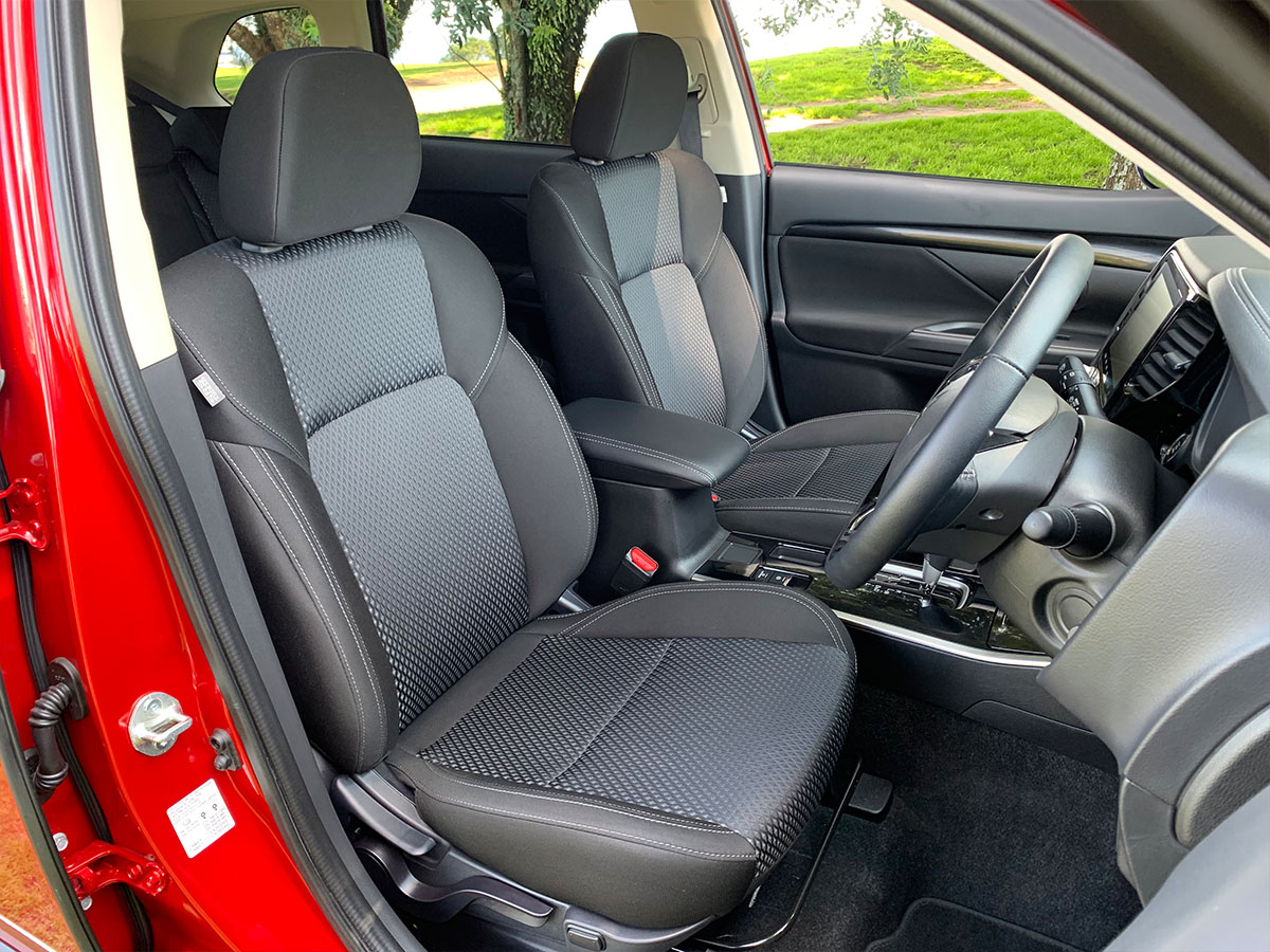 2022 Mitsubishi Outlander LS 2.4L Petrol 7 Seater Automatic