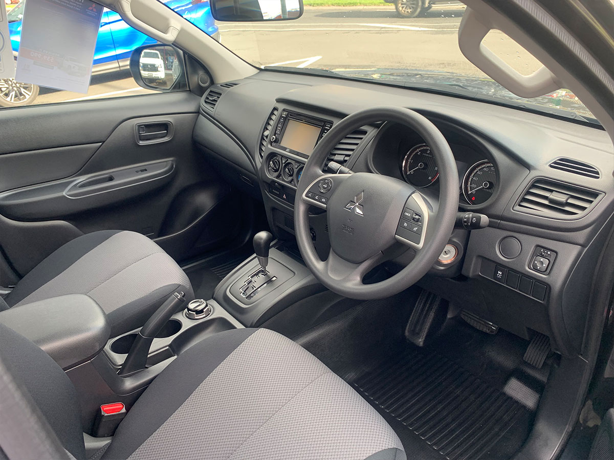 2024 Mitsubishi Triton GLX Single Cab Chassis 4WD – Includes Flat Deck