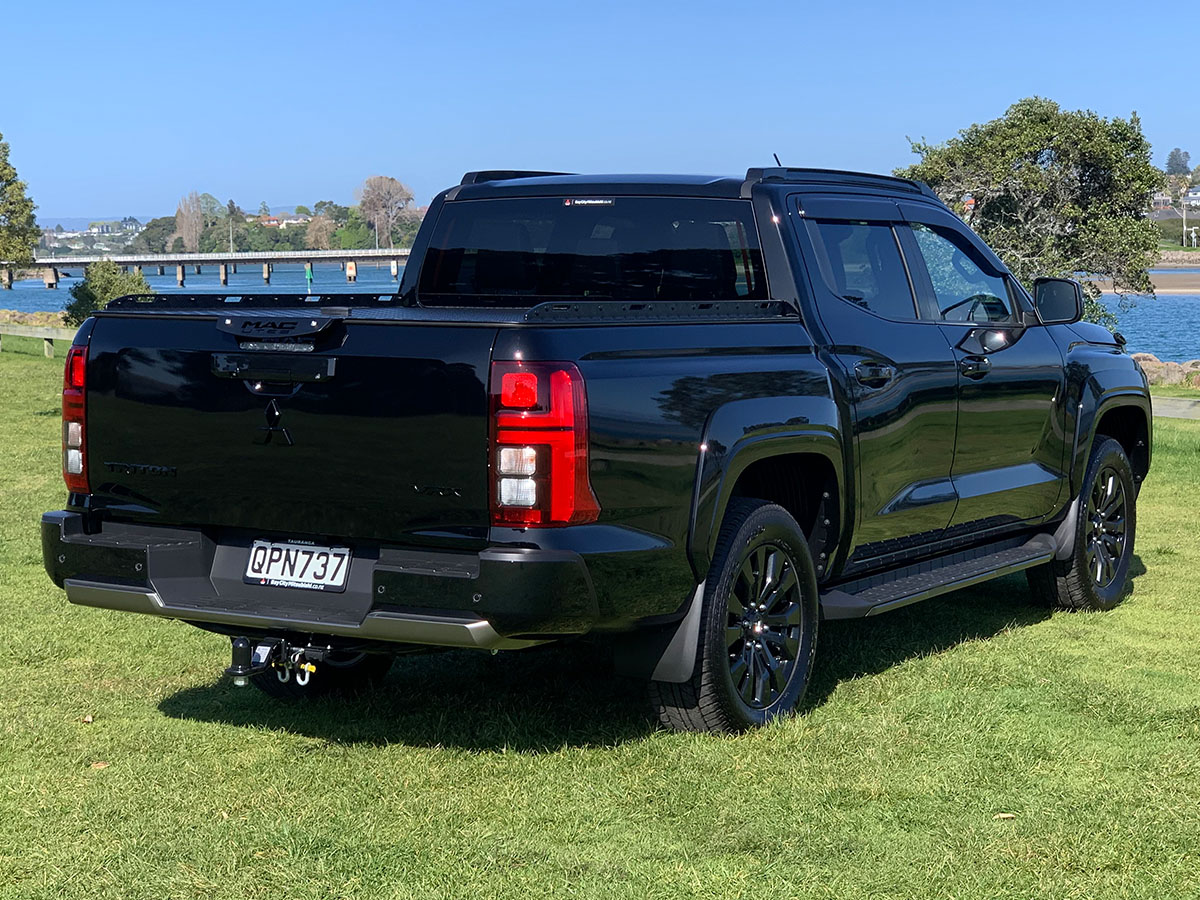 2024 Mitsubishi Triton VRX 4WD 2.4L Bi-Turbo Diesel 6 Speed Auto