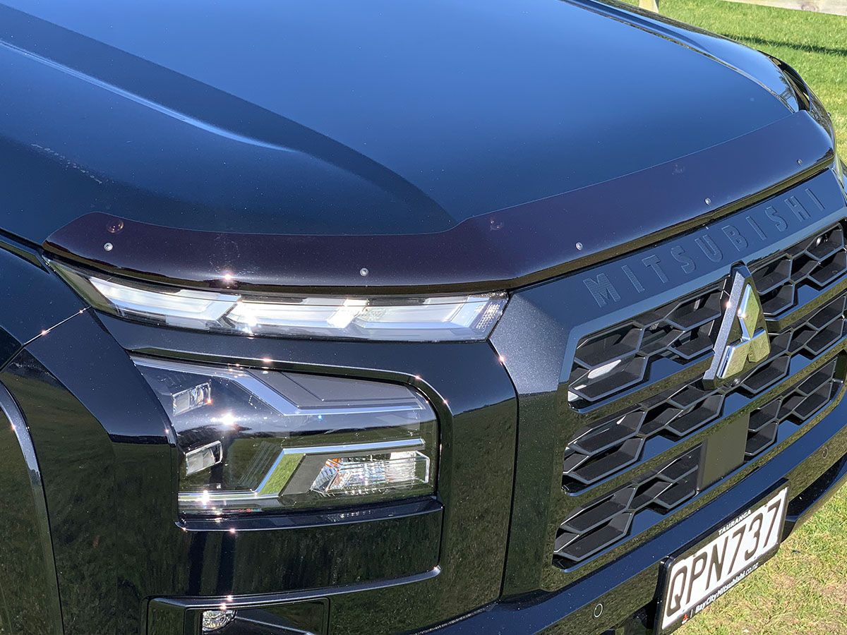 2024 Mitsubishi Triton VRX 4WD 2.4L Bi-Turbo Diesel 6 Speed Auto