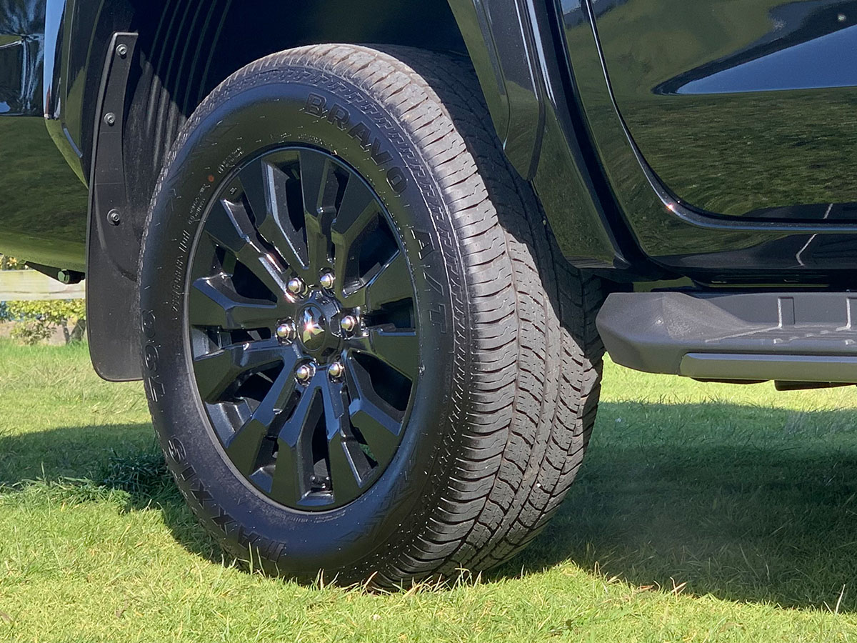 2024 Mitsubishi Triton VRX 4WD 2.4L Bi-Turbo Diesel 6 Speed Auto