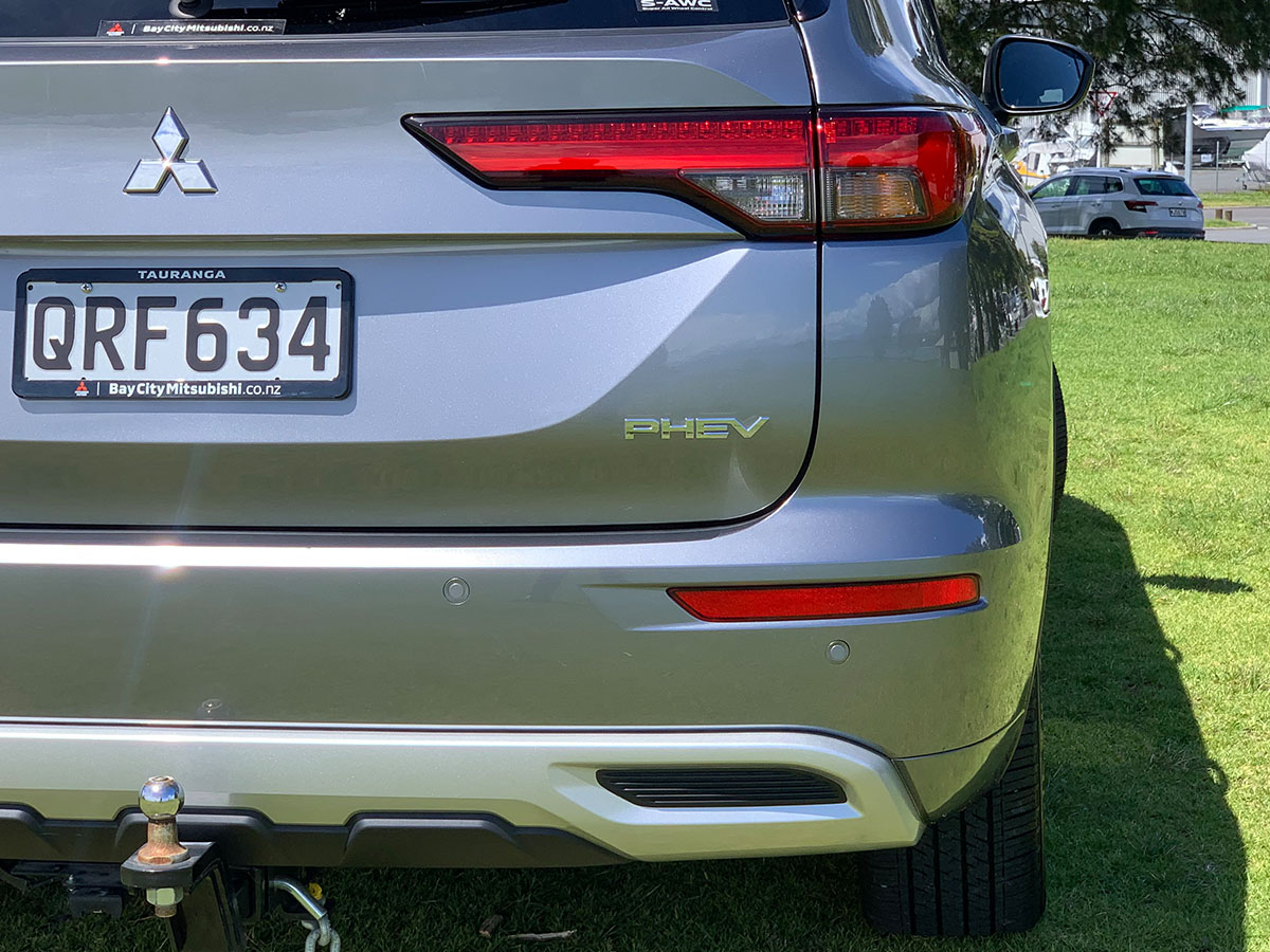 2023 Mitsubishi Outlander VRX PHEV HYBRID 4WD
