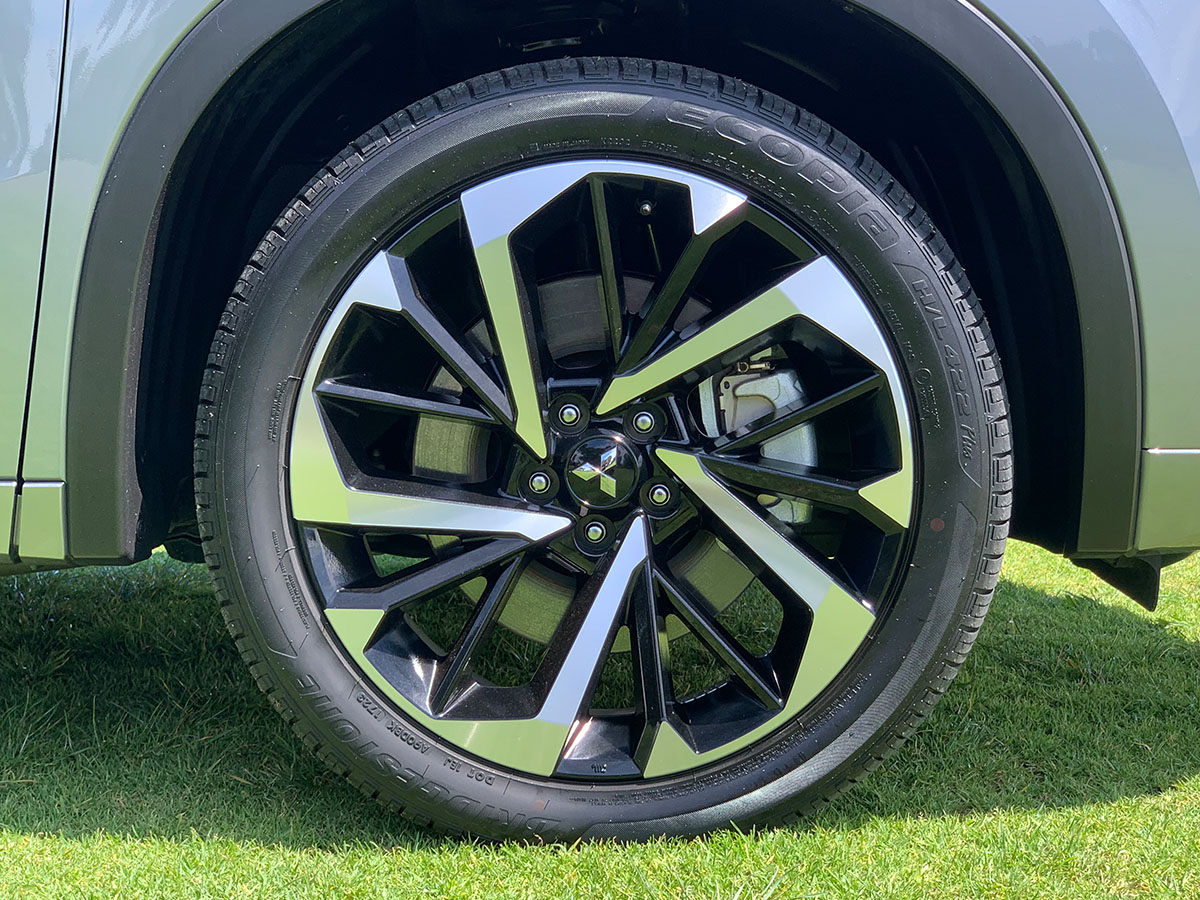 2023 Mitsubishi Outlander VRX PHEV HYBRID 4WD