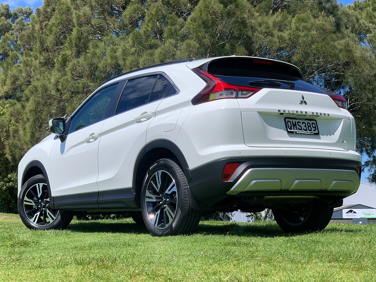 2024 Mitsubishi Eclipse Cross XLS 2WD