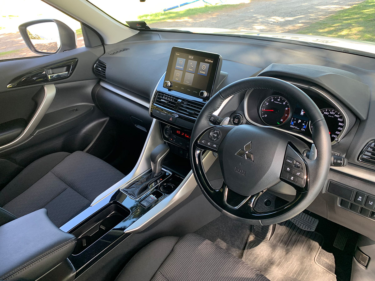 2024 Mitsubishi Eclipse Cross XLS 2WD