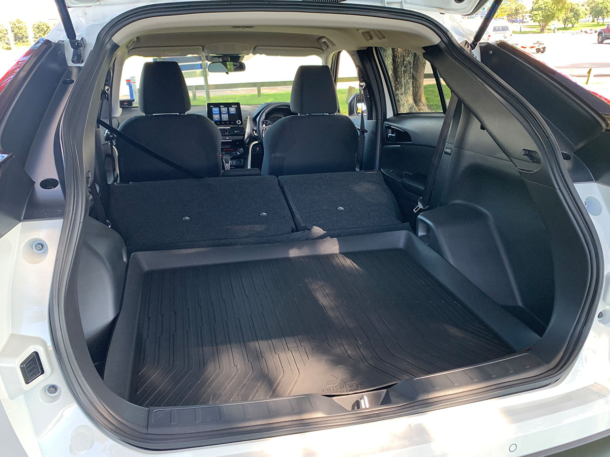 2024 Mitsubishi Eclipse Cross XLS 2WD