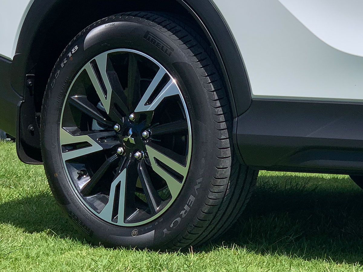 2024 Mitsubishi Eclipse Cross XLS 2WD