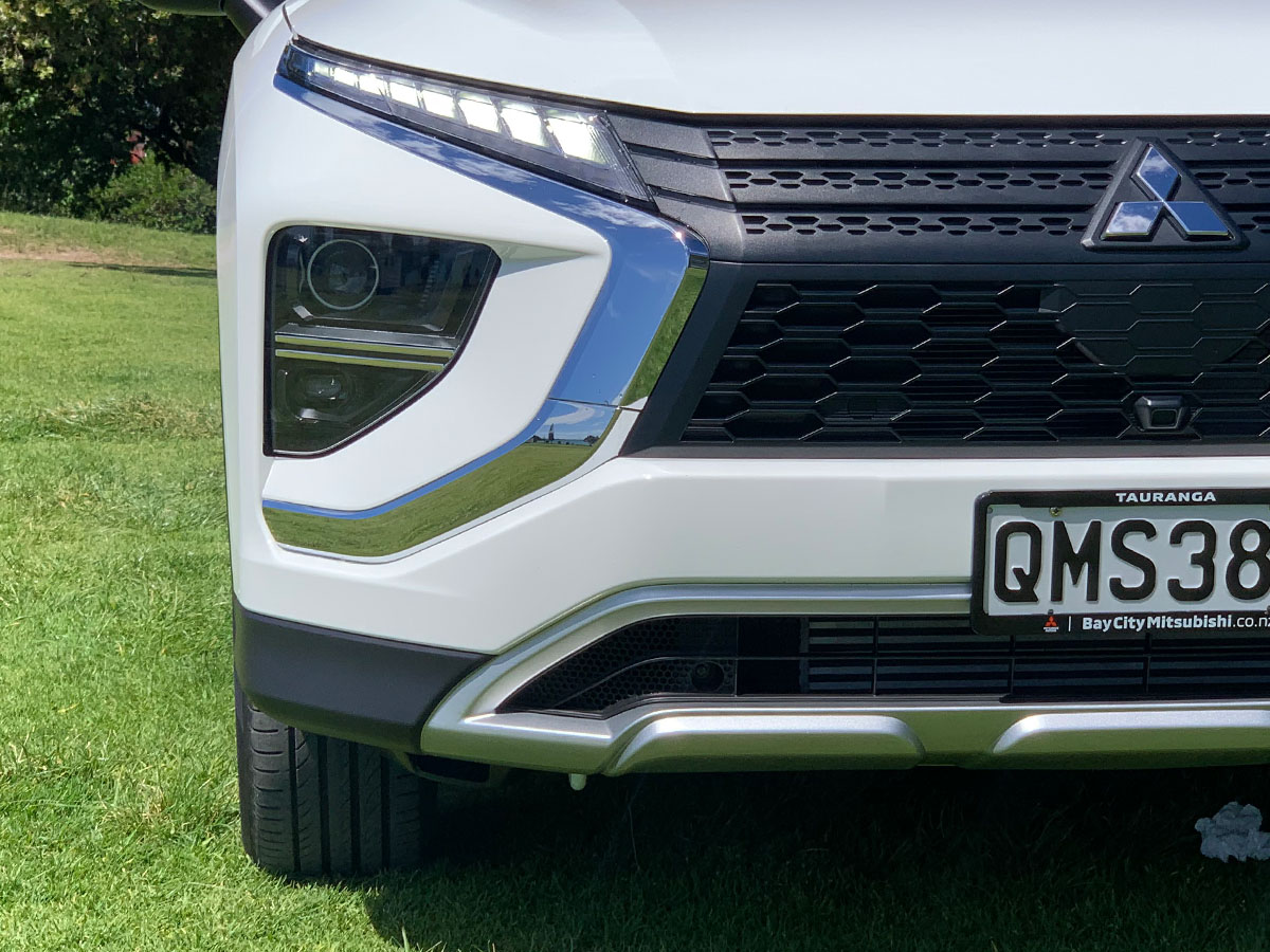 2024 Mitsubishi Eclipse Cross XLS 2WD