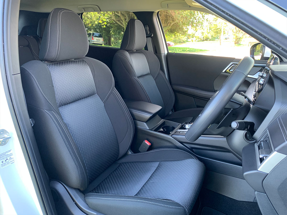 2024 Mitsubishi Outlander LS 2WD 2.5L Petrol Auto