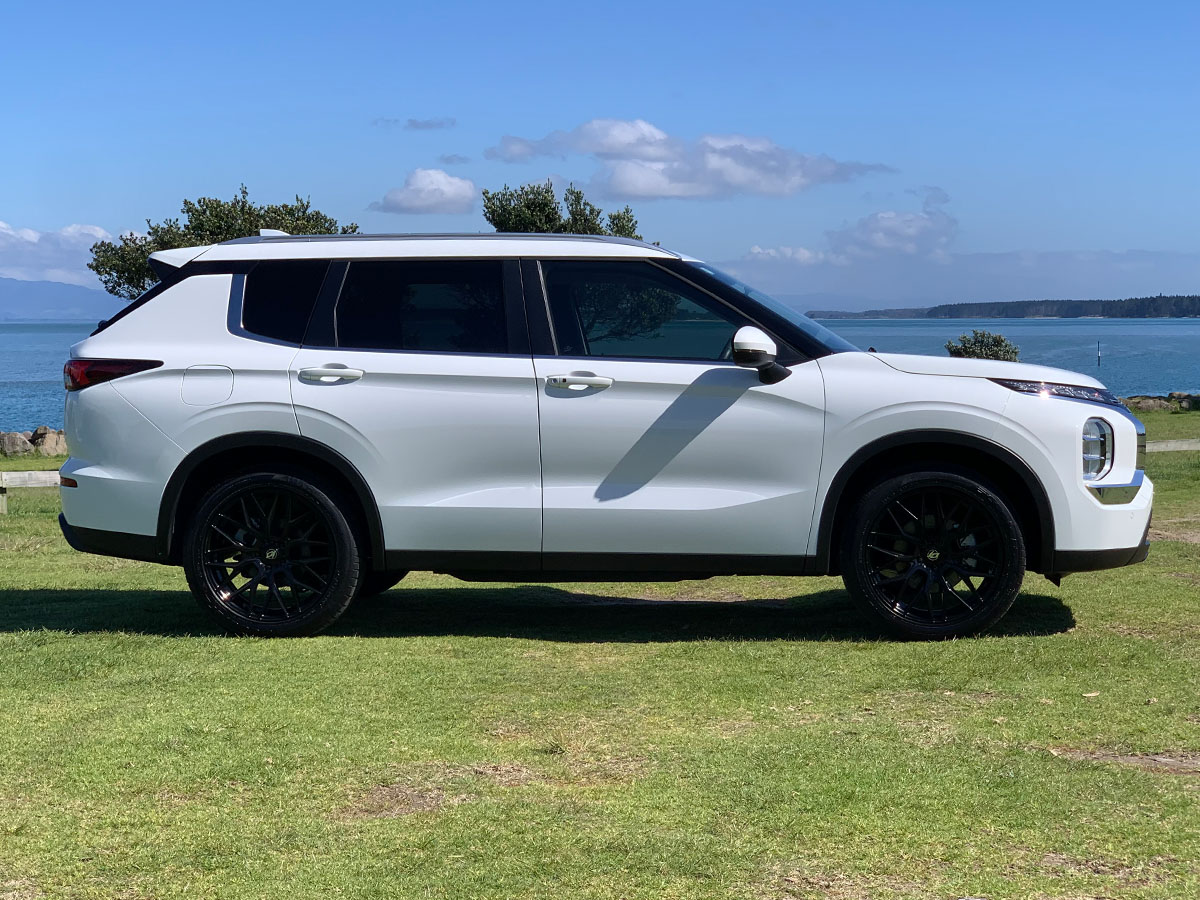 2024 Mitsubishi Outlander LS 2WD 2.5L Petrol Auto