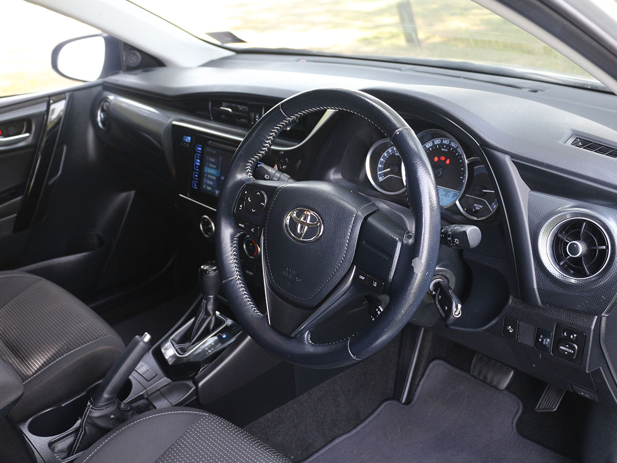 2017 Toyota Corolla GLX 1.8L Petrol