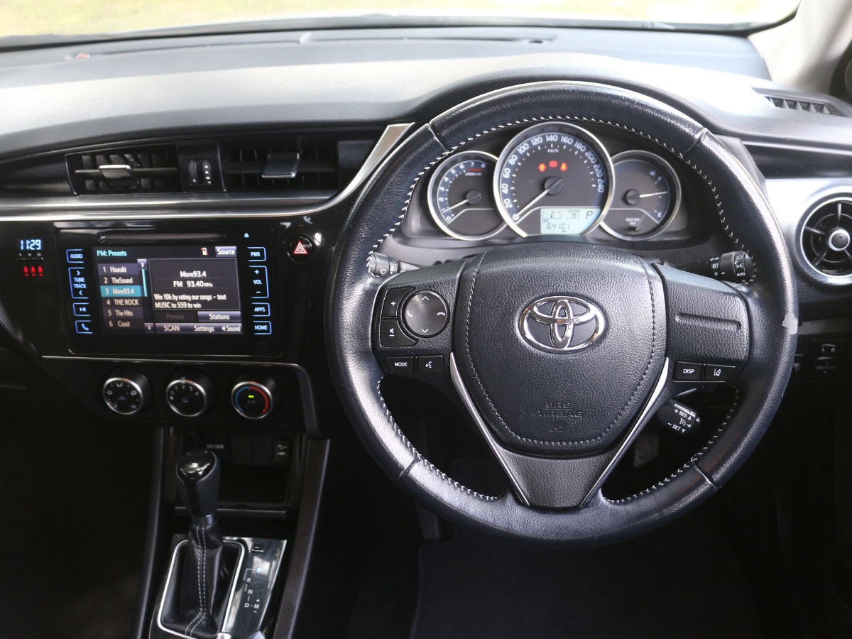 2017 Toyota Corolla GLX 1.8L Petrol