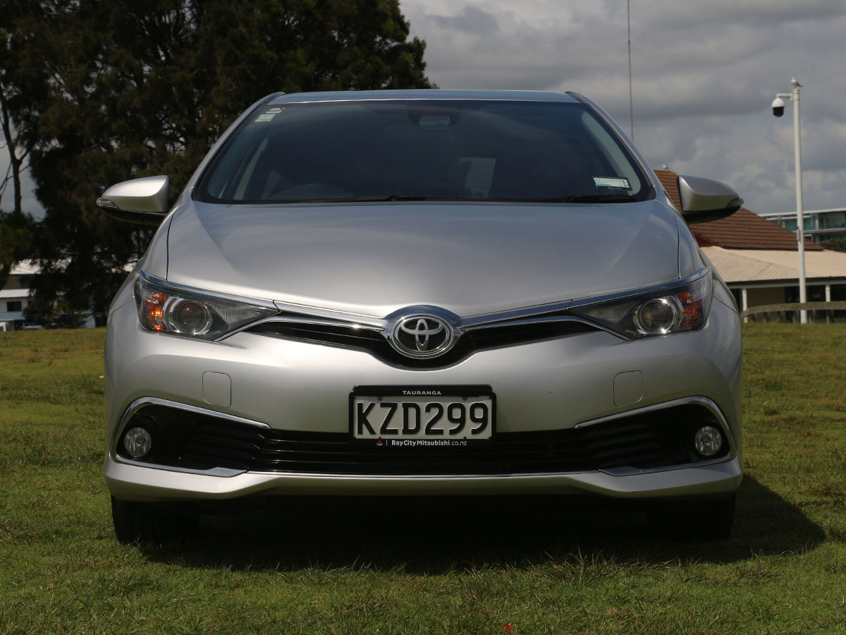 2017 Toyota Corolla GLX 1.8L Petrol