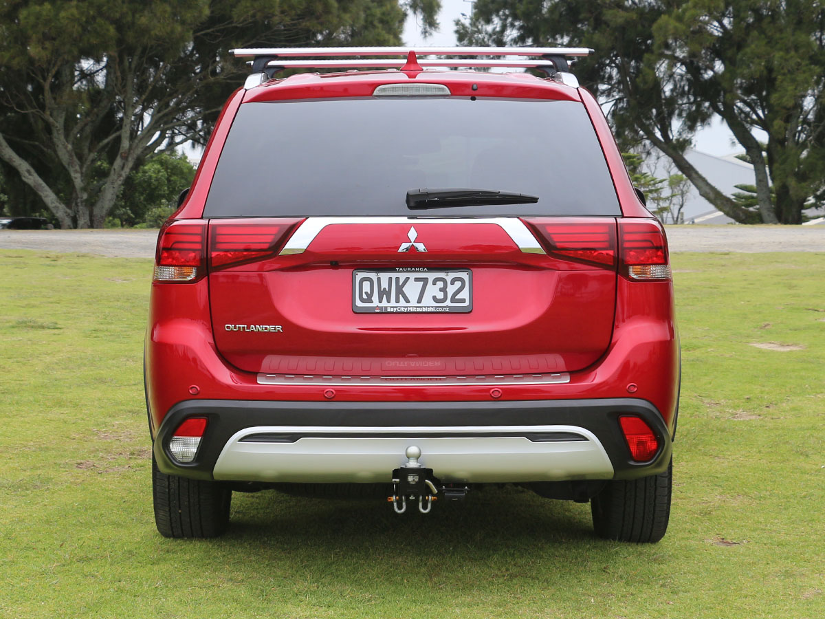 2022 Mitsubishi Outlander LS 2.4L Petrol 7 Seater Automatic