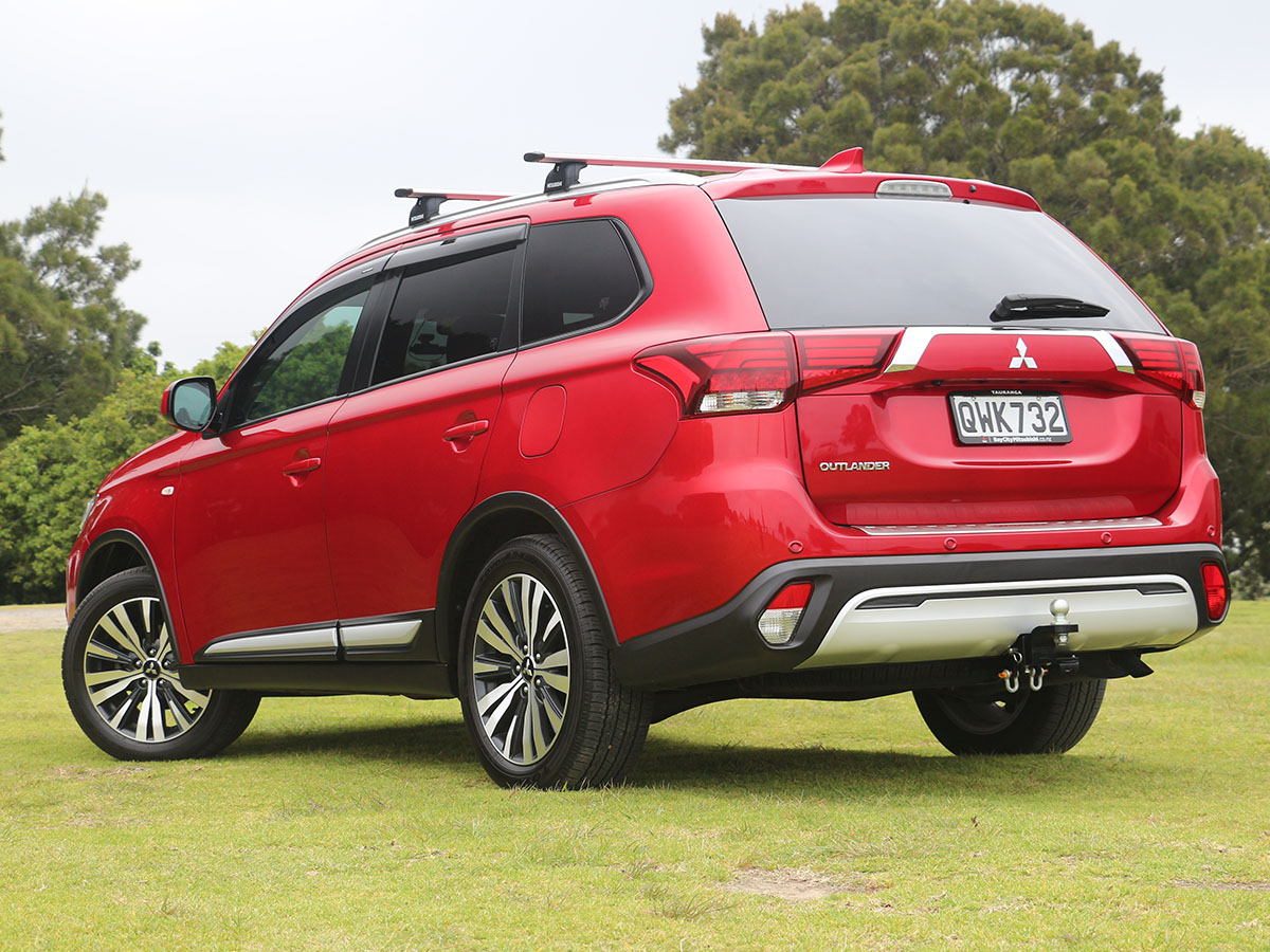 2022 Mitsubishi Outlander LS 2.4L Petrol 7 Seater Automatic