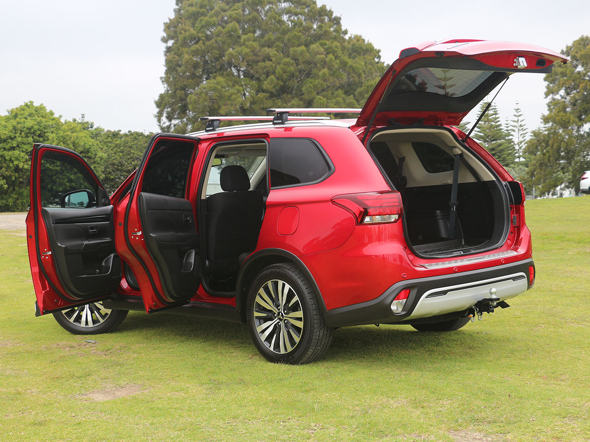 2022 Mitsubishi Outlander LS 2.4L Petrol 7 Seater Automatic