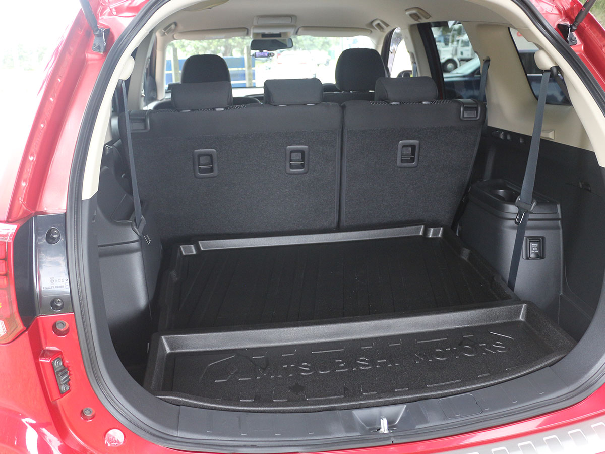 2022 Mitsubishi Outlander LS 2.4L Petrol 7 Seater Automatic