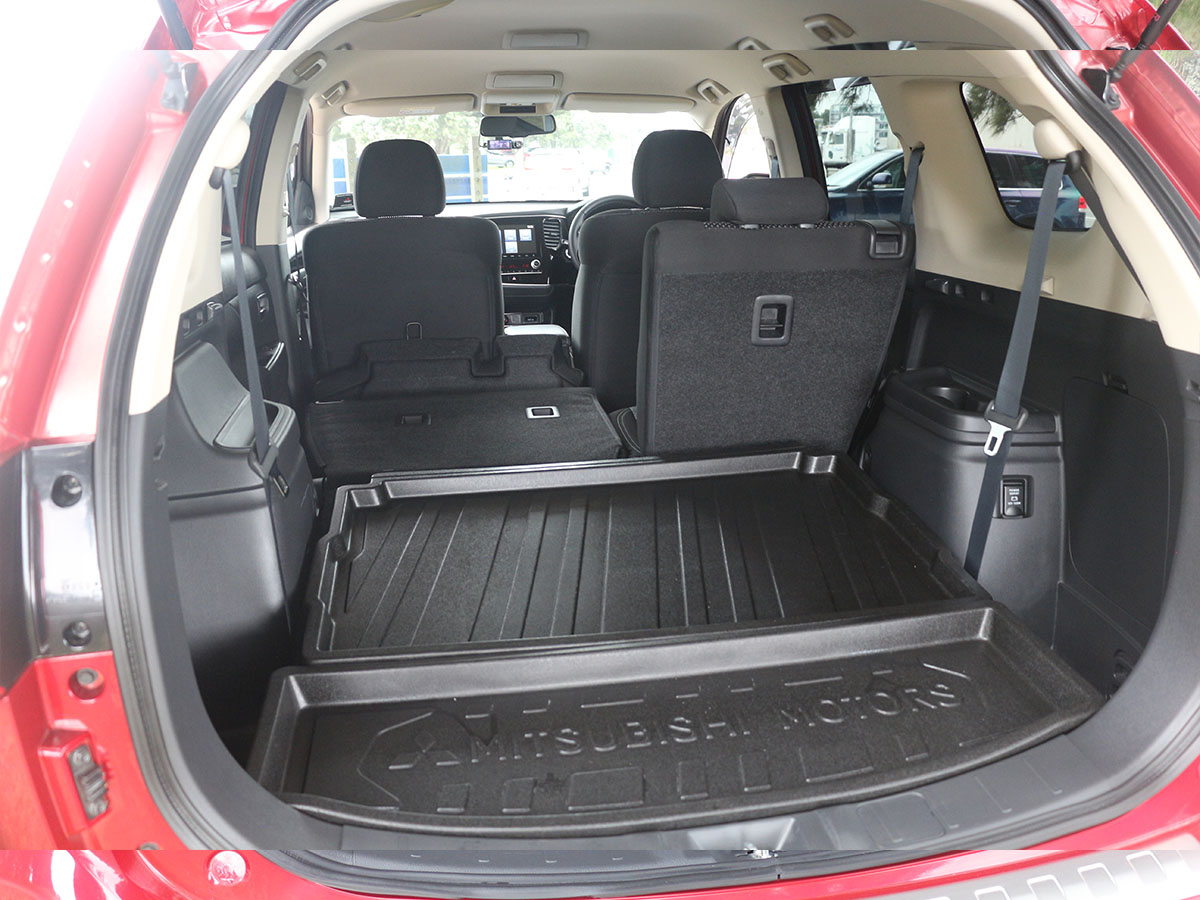 2022 Mitsubishi Outlander LS 2.4L Petrol 7 Seater Automatic