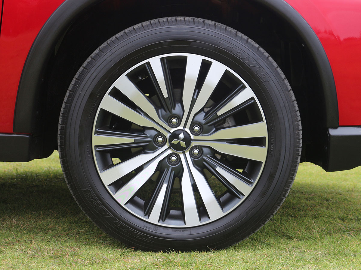 2022 Mitsubishi Outlander LS 2.4L Petrol 7 Seater Automatic