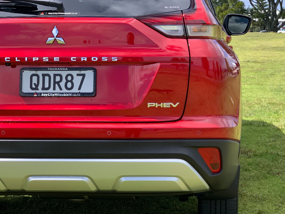 2023 Mitsubishi Eclipse Cross XLS PHEV HYBRID 4WD