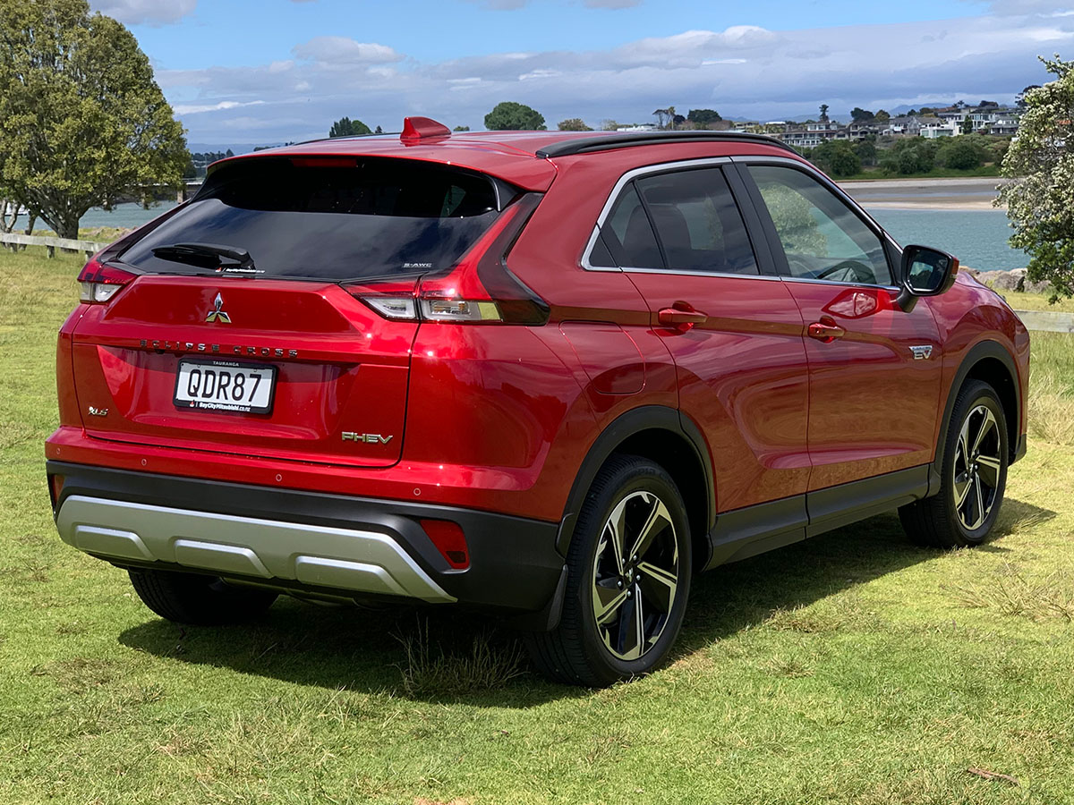 2023 Mitsubishi Eclipse Cross XLS PHEV HYBRID 4WD