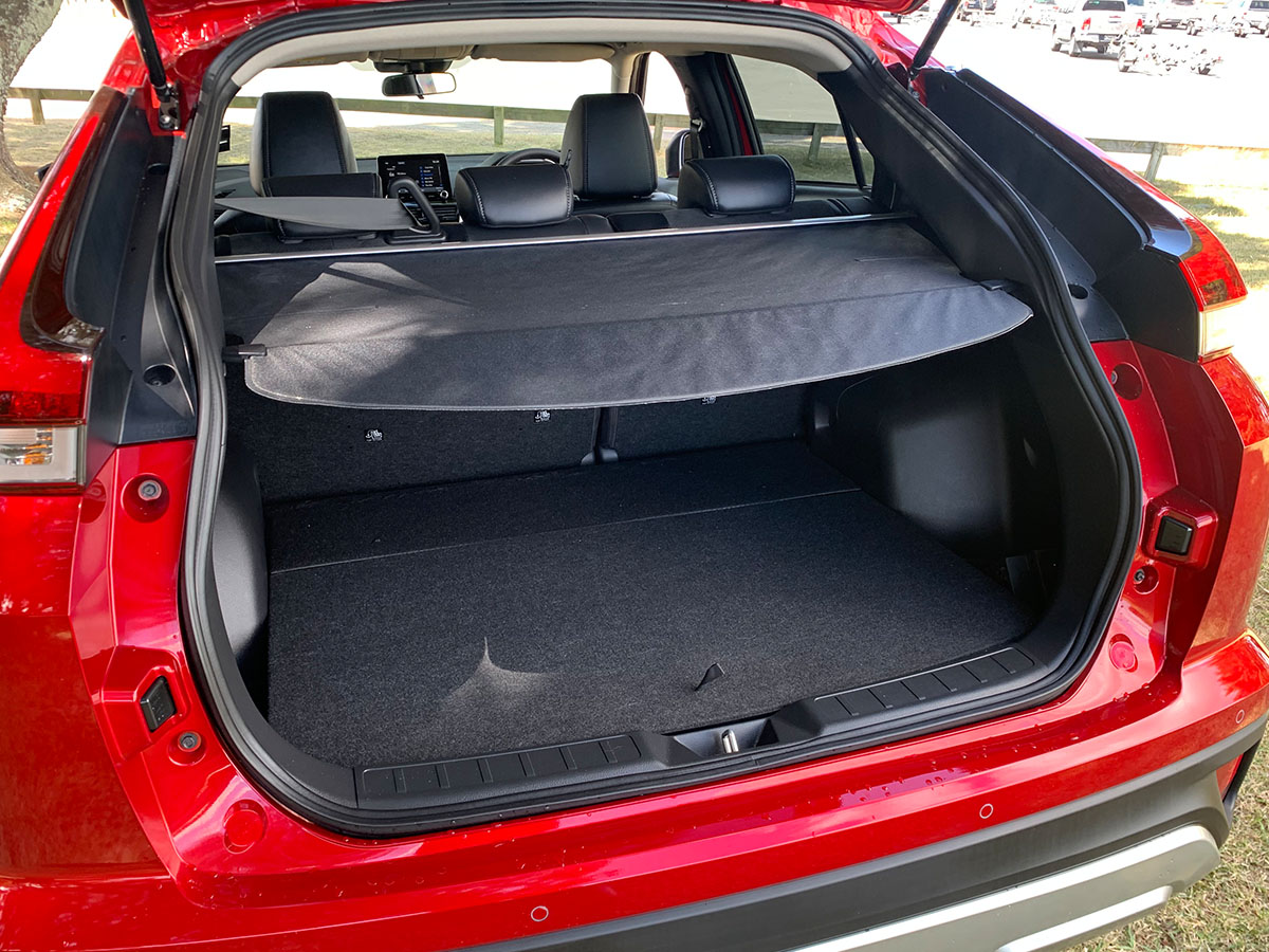 2023 Mitsubishi Eclipse Cross XLS PHEV HYBRID 4WD