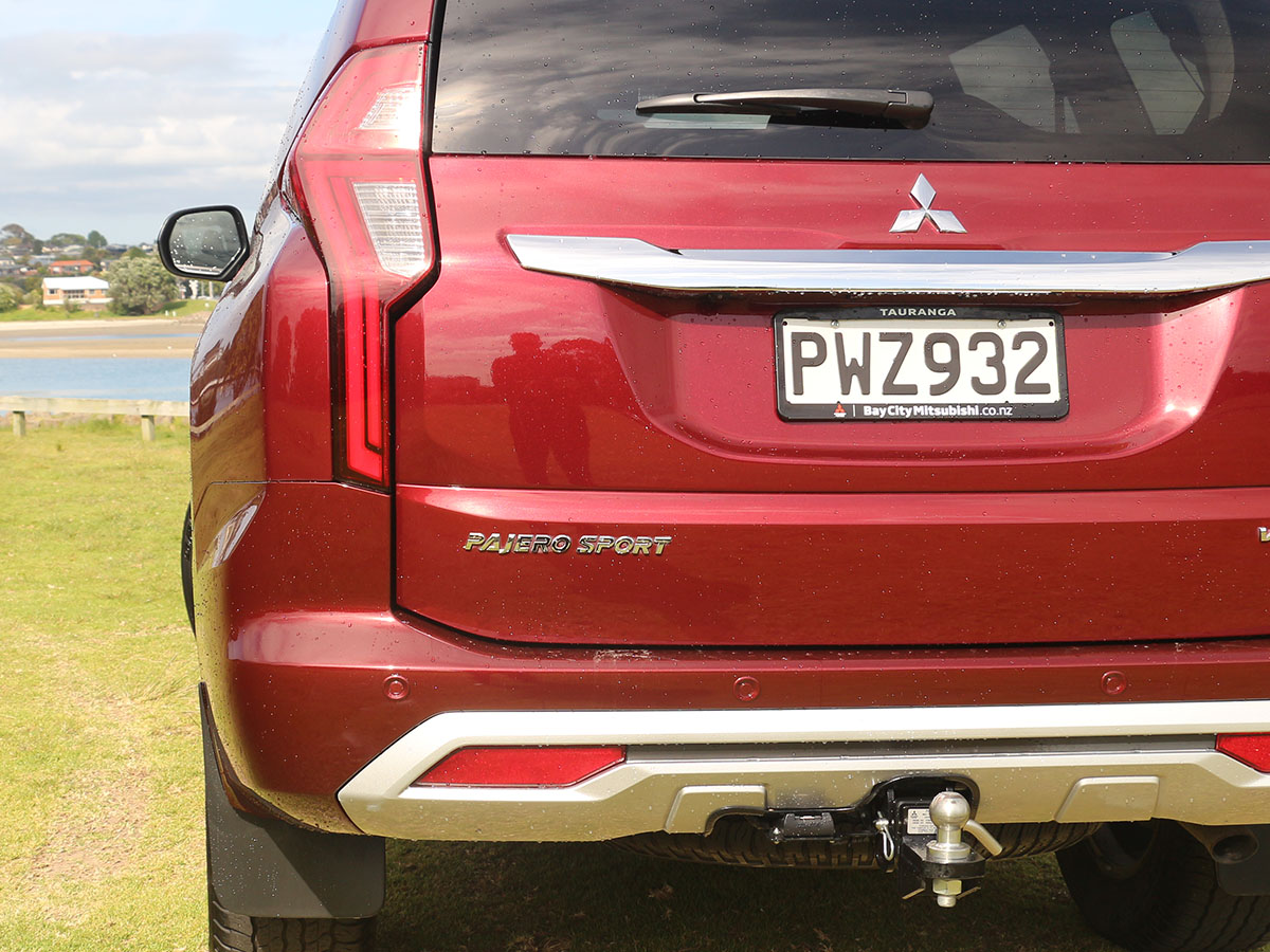 2023 Mitsubishi Pajero Sport VRX