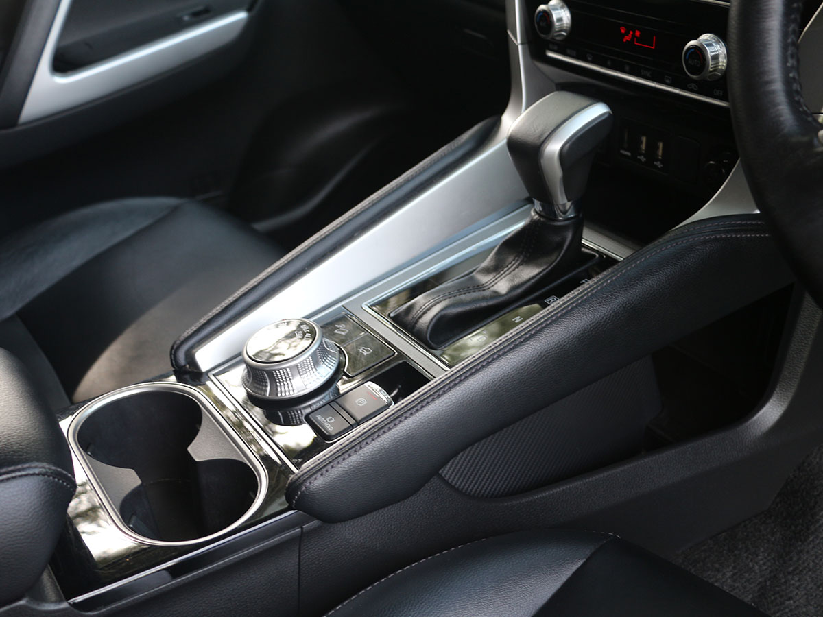 2023 Mitsubishi Pajero Sport VRX