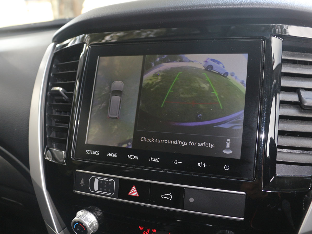 2023 Mitsubishi Pajero Sport VRX