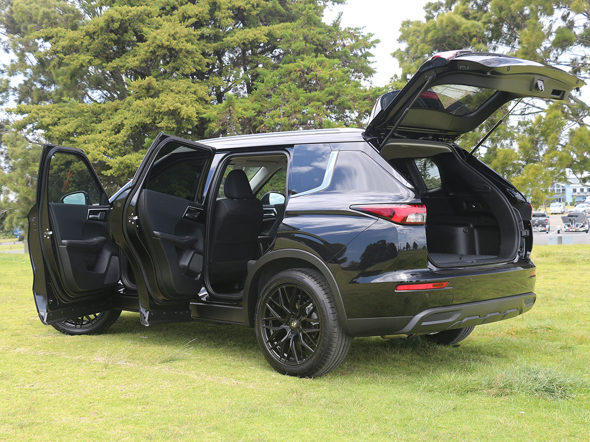 2024 Mitsubishi Outlander LS 2WD 2.5L Petrol Auto