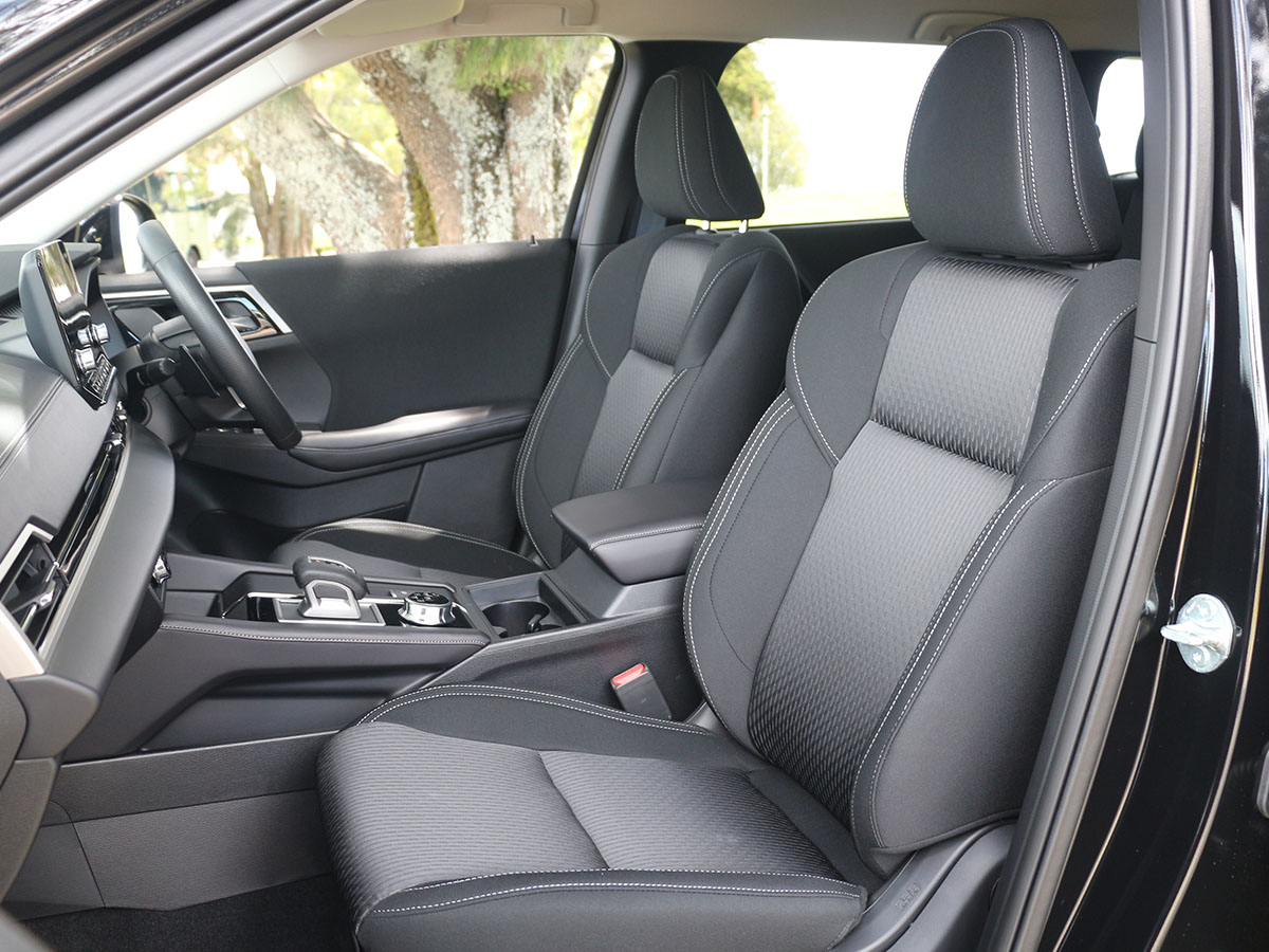 2024 Mitsubishi Outlander LS 2WD 2.5L Petrol Auto