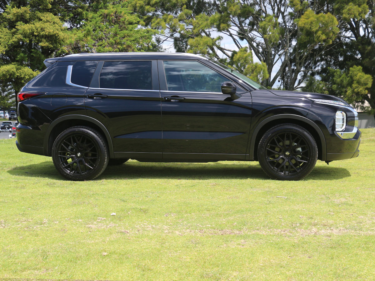 2024 Mitsubishi Outlander LS 2WD 2.5L Petrol Auto