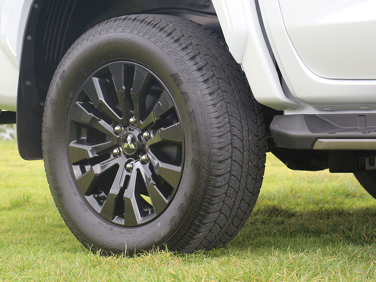 2024 Mitsubishi Triton VRX 4WD 2.4L Bi-Turbo Diesel 6 Speed Auto