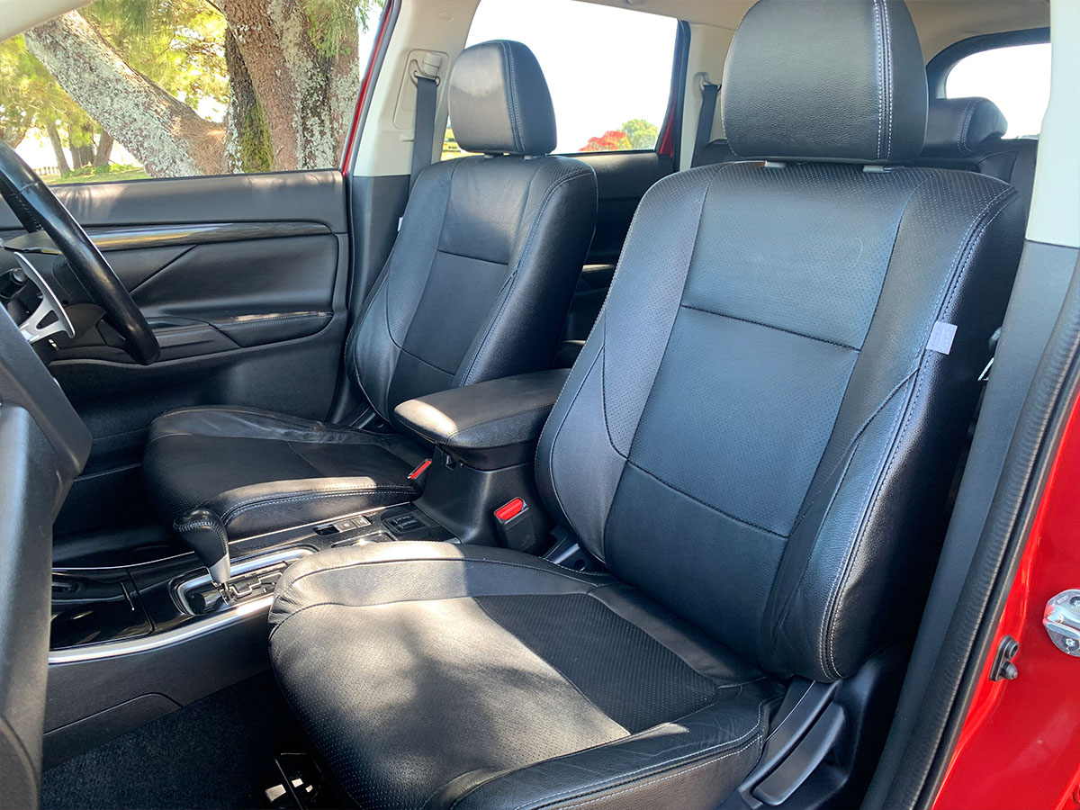 2017 Mitsubishi Outlander VRX 4WD 7 Seater 2.4L Petrol